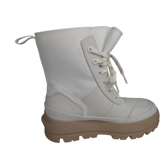 UGG Women's UGG Lug in Bright White Sneaker/Boot Size 6 - Picture 4 of 7